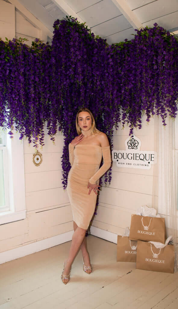 Juliet Velvet Midi Dress - Nude